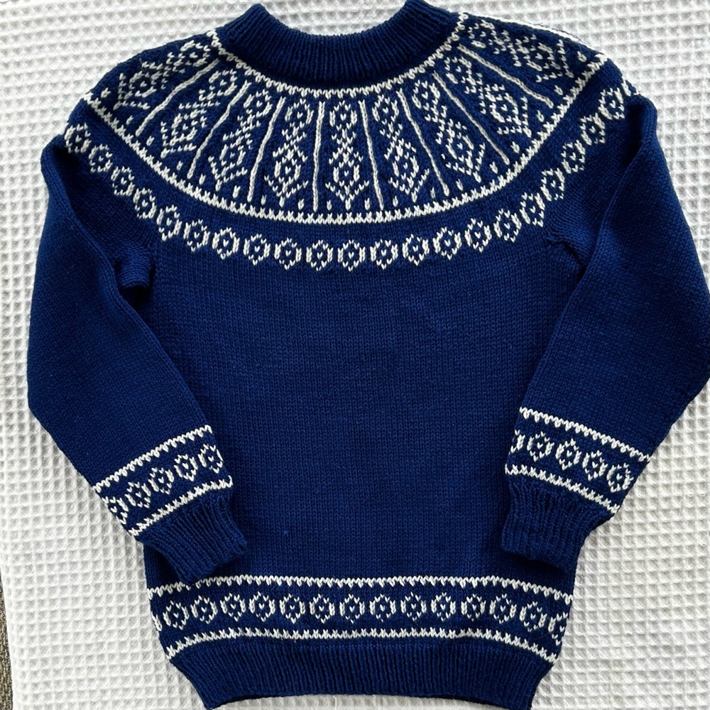 Hand Crafted Fair Isle Fisherman Sweater Crewneck Pullover Acrylic Long